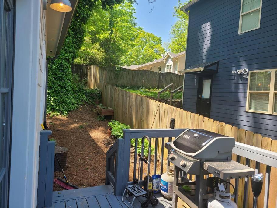 West End Modern Atlanta 3 Bedroom Bungalow Екстериор снимка