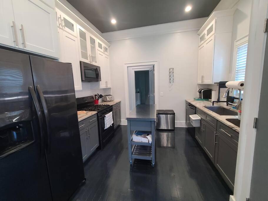 West End Modern Atlanta 3 Bedroom Bungalow Екстериор снимка
